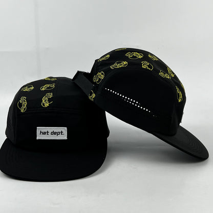 Black Running Hat 🧢🏃🏻‍♂️🦜